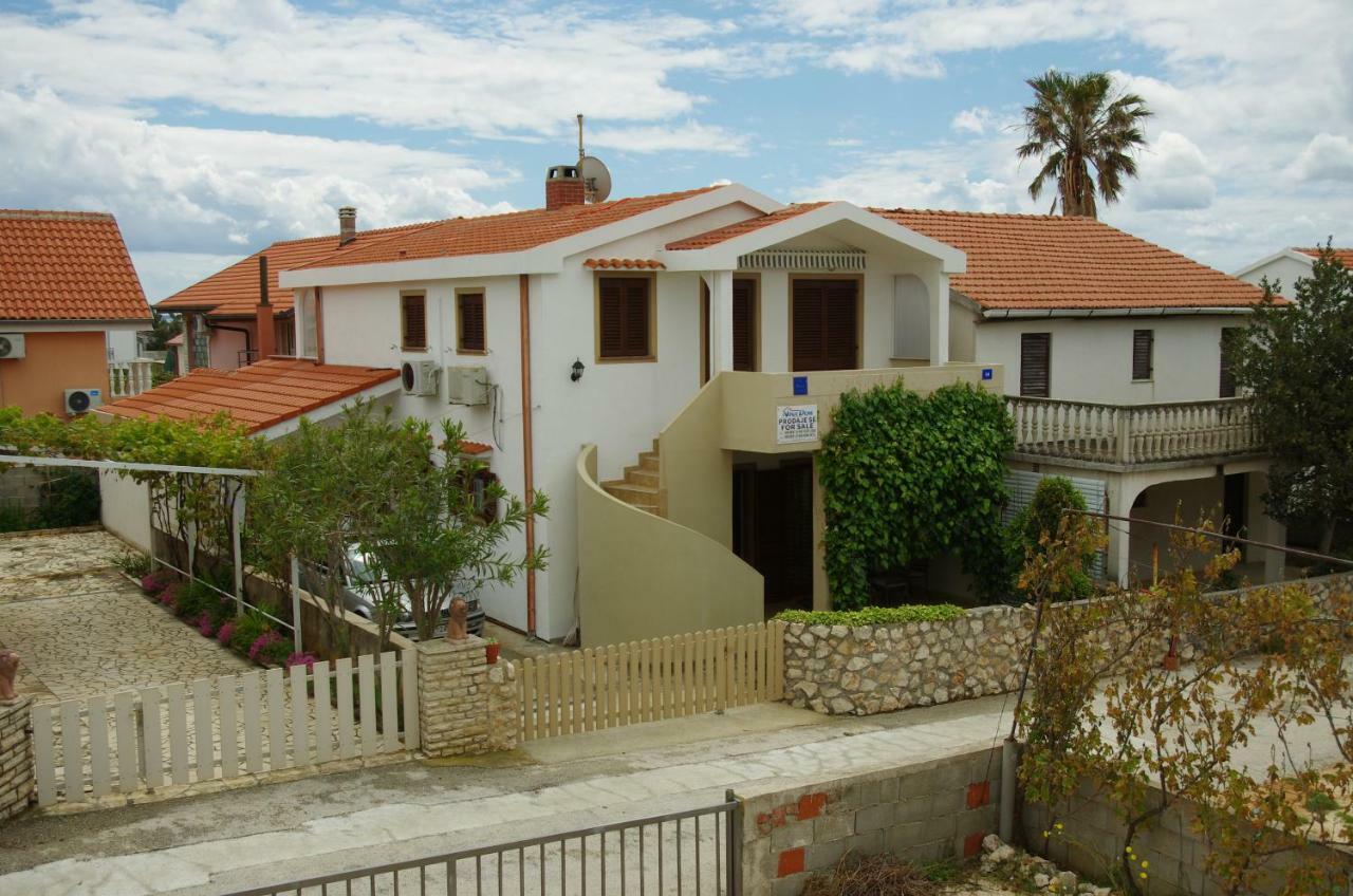 Domy Vir Exterior foto